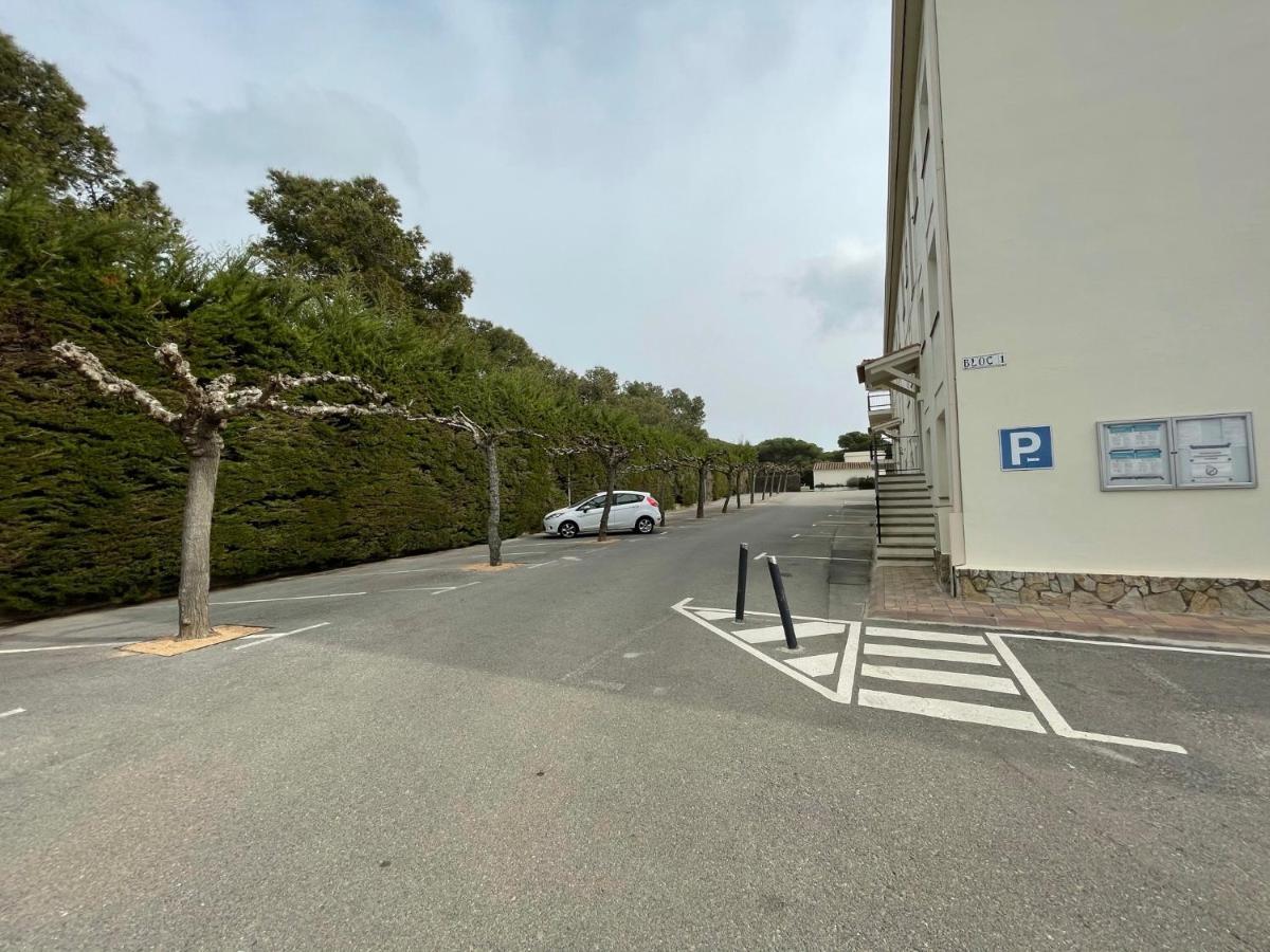 Apartament Amb Piscina I Aparcament - Baixos Amb Jardinet Calella De Palafrugell Extérieur photo