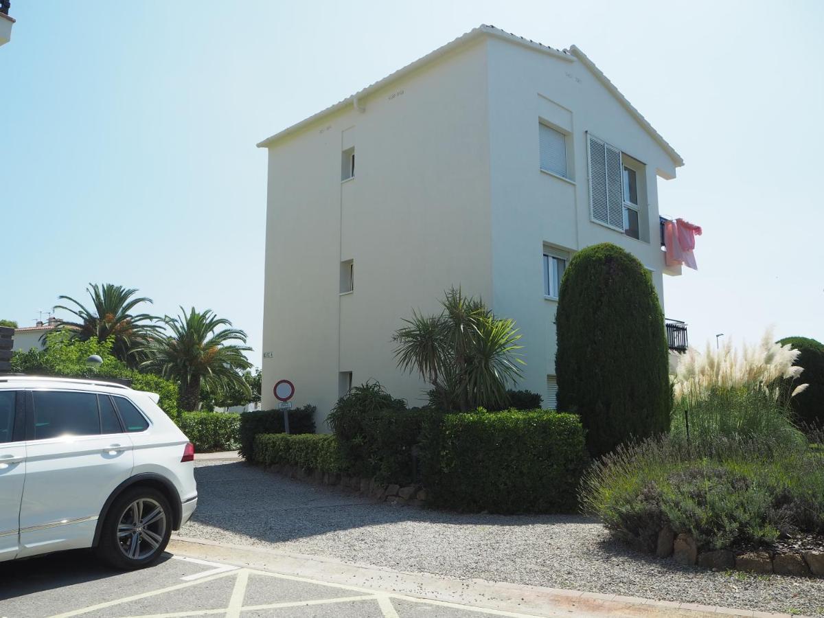 Apartament Amb Piscina I Aparcament - Baixos Amb Jardinet Calella De Palafrugell Extérieur photo